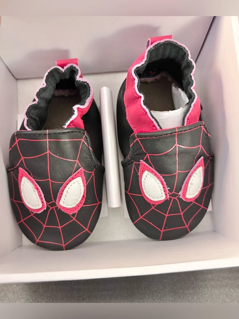 NWT Robeez Marvel Spiderman Miles Morales shoes size 0-6 months